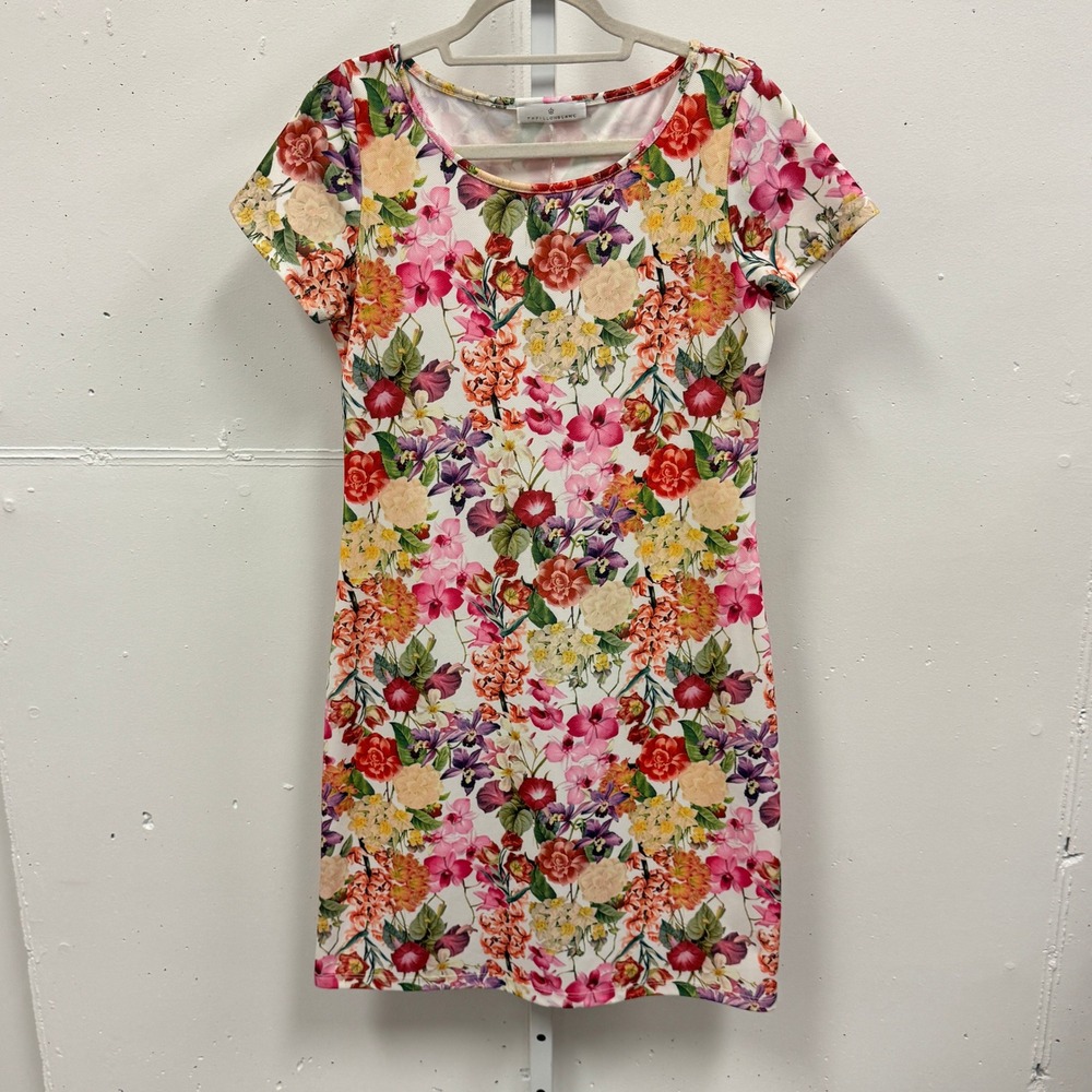 Papillon Blanc Floral Short Sleeve Sheath Dress Multi Color Pique Knee Length